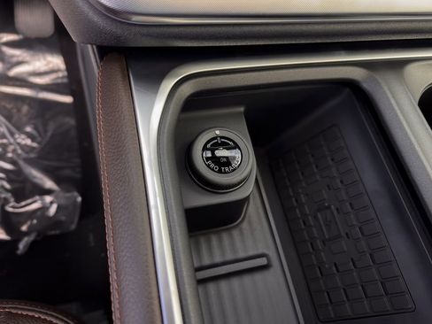 New 2025 Ford Expedition King Ranch image 38