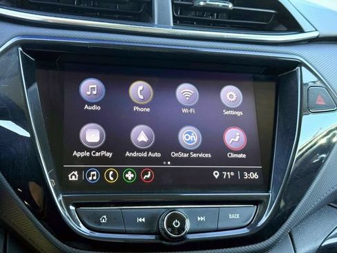 Used 2021 Chevrolet TrailBlazer LT w/ Premium Seating Package FWD image 26