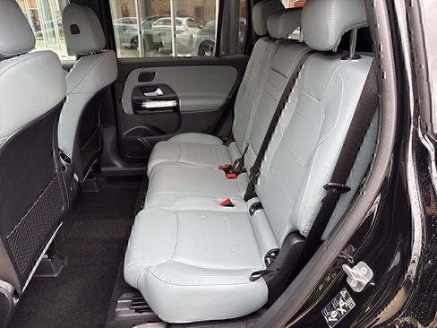 Certified 2026 Mercedes-Benz GLB 250 4MATIC image 18