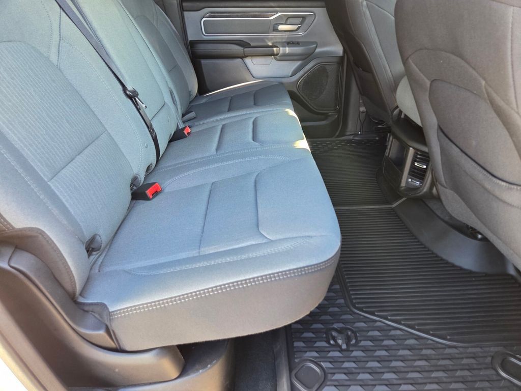 Used 2022 RAM 1500 Big Horn RWD image 17
