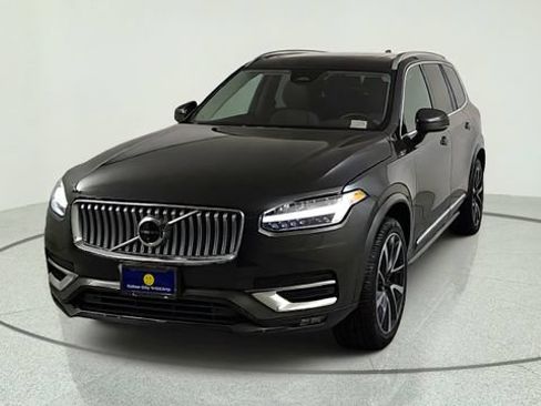 Certified 2023 Volvo XC90 B5 Plus w/ Protection Package Premier AWD/4WD image 2