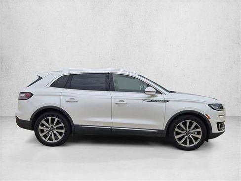 Used 2019 Lincoln Nautilus Select w/ Cargo Utility Package FWD image 4