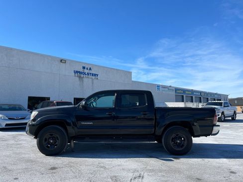 Used 2013 Toyota Tacoma 4x4 Double Cab image 5