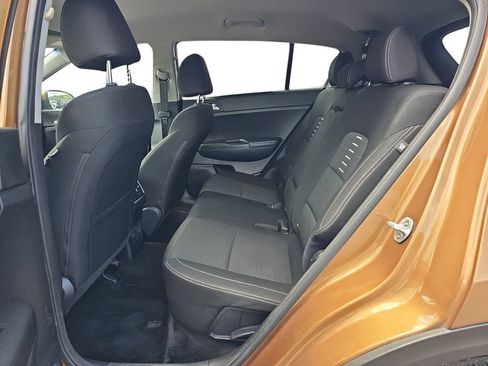 Used 2018 Kia Sportage LX AWD/4WD image 14