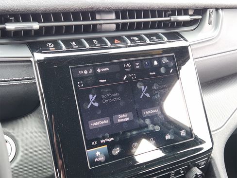 Used 2024 Jeep Grand Cherokee L Laredo image 17