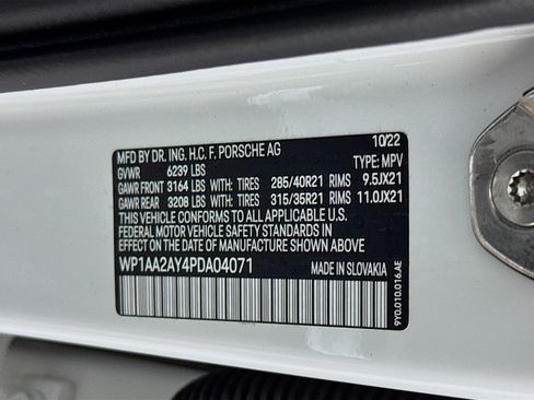 Used 2023 Porsche Cayenne Platinum Edition w/ Assistance Package AWD/4WD image 38