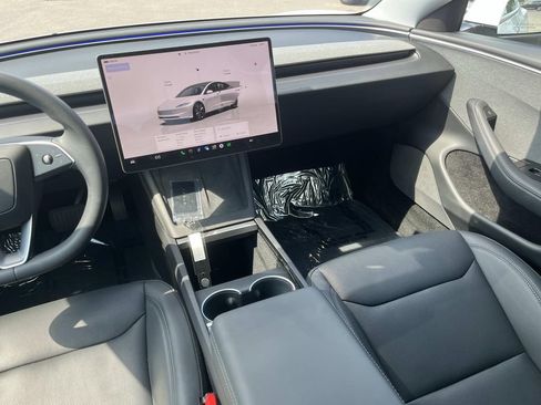 Used 2025 Tesla Model 3 Long Range RWD image 15
