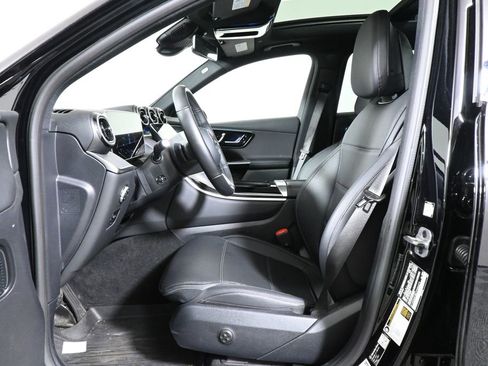 Certified 2026 Mercedes-Benz GLC 300 4MATIC image 3