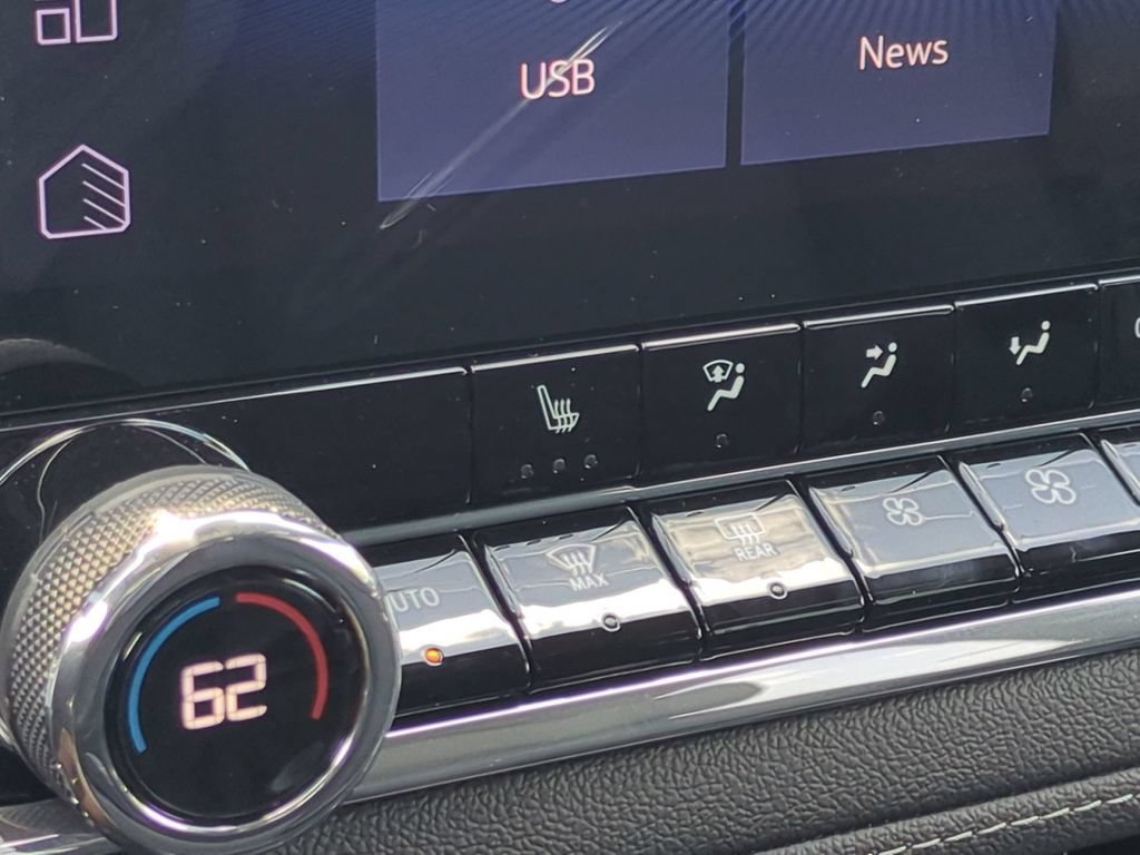 New 2026 Chevrolet Colorado LT w/ LT Convenience Package RWD image 23
