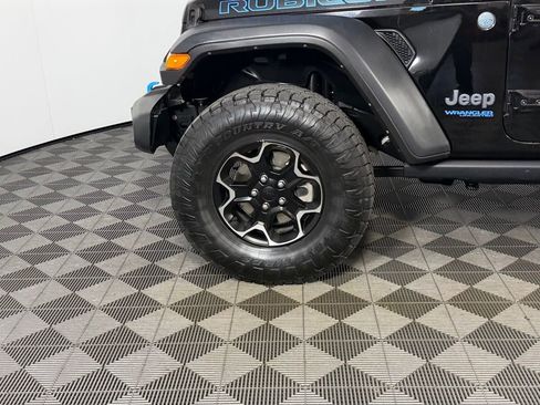 Used 2021 Jeep Wrangler Unlimited Rubicon 4xe w/ Safety Group AWD/4WD image 14
