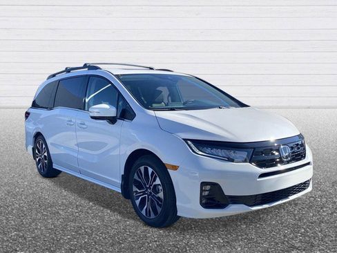 New 2026 Honda Odyssey Elite image 5