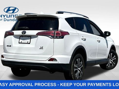 Used 2018 Toyota RAV4 LE w/ All Weather Liner Package AWD/4WD image 8
