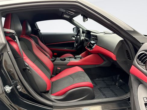 Used 2024 Nissan Z Performance w/ Floor Mat Package RWD image 18