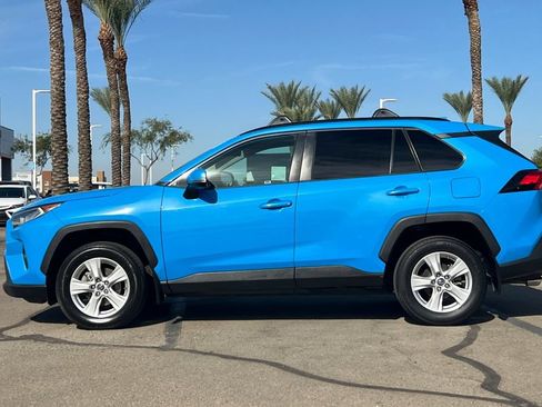 Certified 2019 Toyota RAV4 XLE w/ Convenience Package FWD image 9