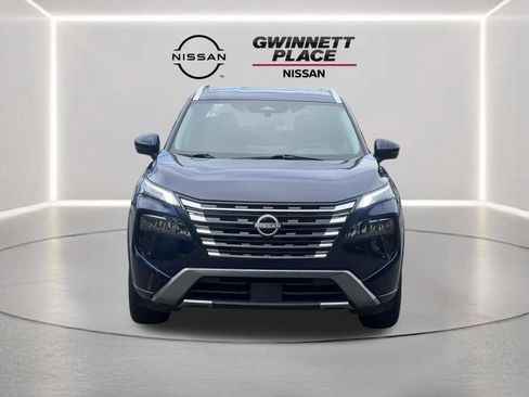 Certified 2026 Nissan Rogue SL FWD image 29