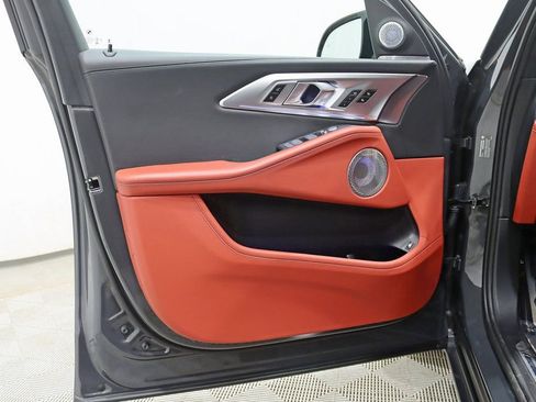 Used 2023 BMW XM Base image 36