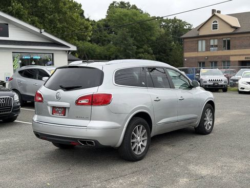 Used 2017 Buick Enclave Convenience FWD image 5