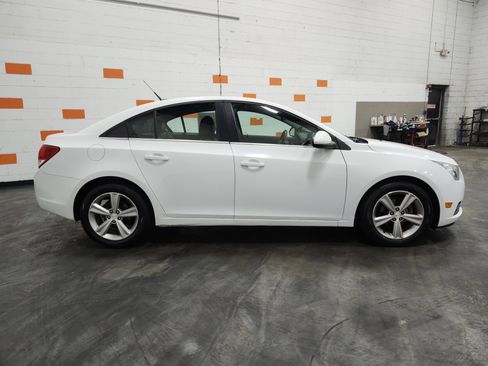 Used 2013 Chevrolet Cruze LT image 15