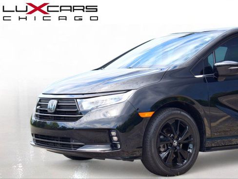 Used 2023 Honda Odyssey Sport image 6