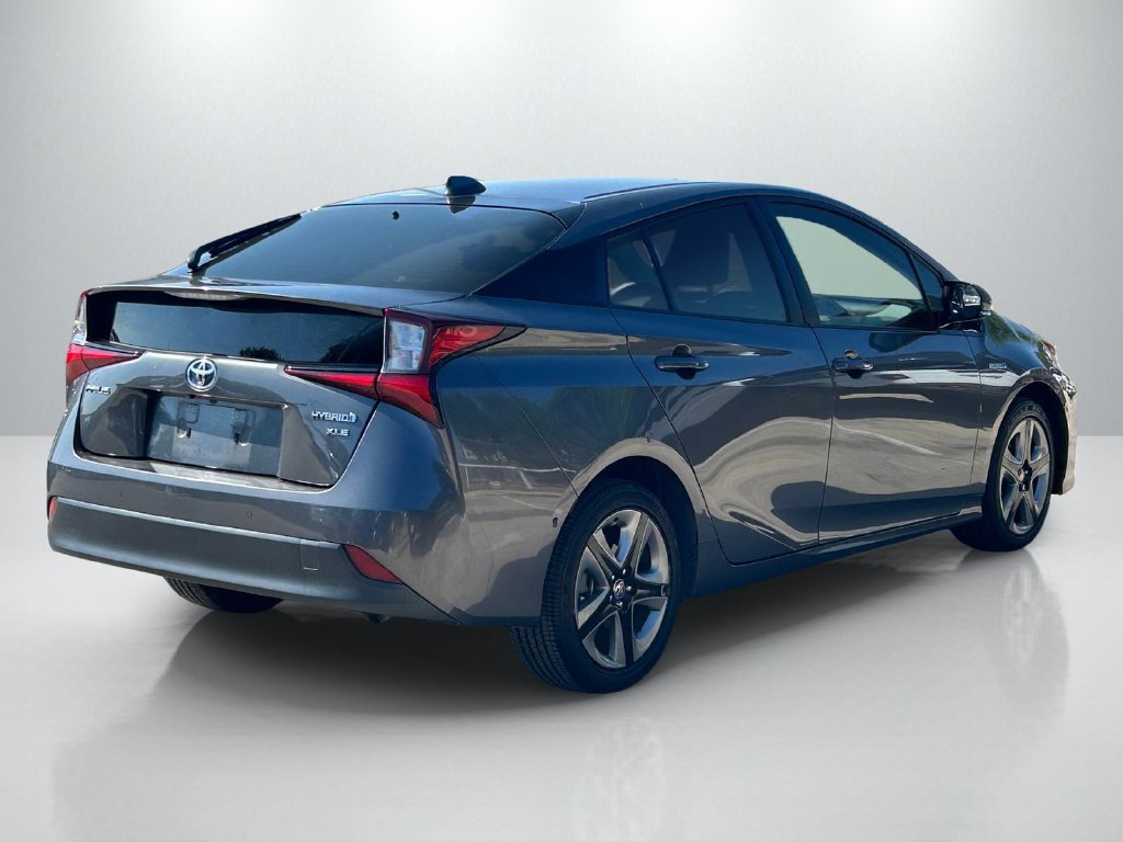 Used 2020 Toyota Prius XLE FWD image 5