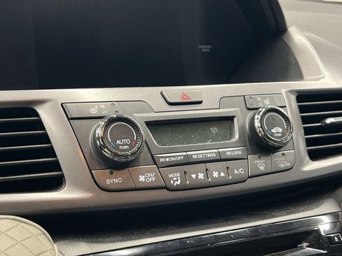 Used 2014 Honda Odyssey EX-L image 18