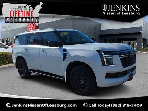 Certified 2025 Nissan Armada SV image 1