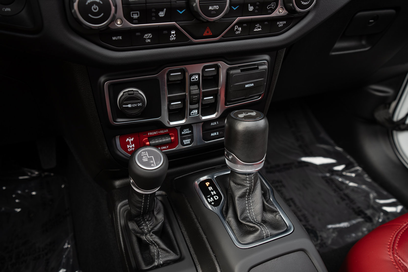 Used 2024 Jeep Wrangler Unlimited Rubicon 392 AWD/4WD image 49