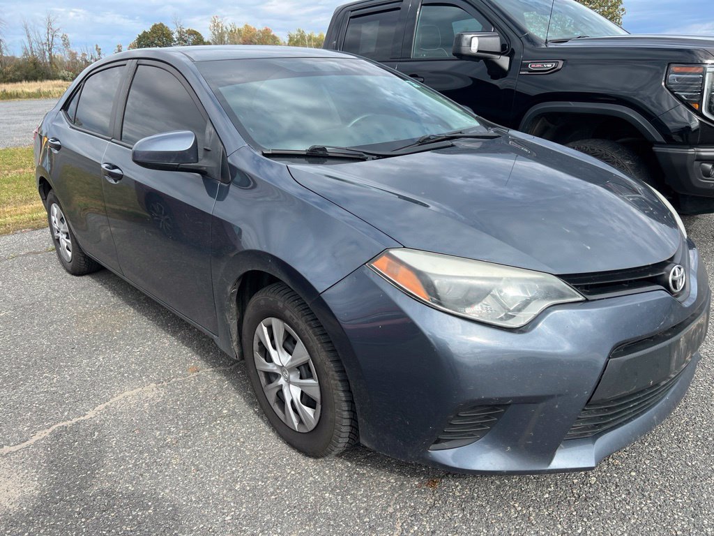 Used 2014 Toyota Corolla L FWD image 2