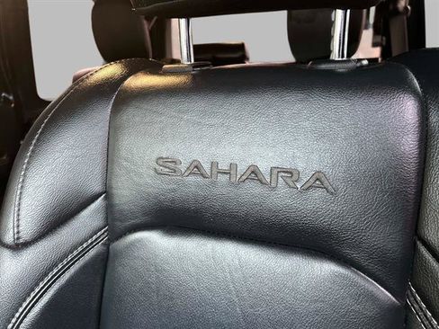 Used 2022 Jeep Wrangler Unlimited Sahara w/ Cold Weather Group image 20