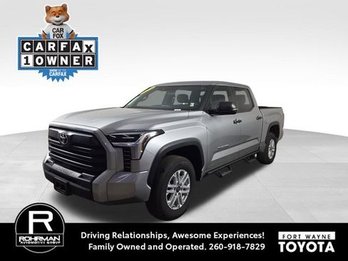 Used 2025 Toyota Tundra SR5 w/ SR5 Convenience Package AWD/4WD image 1