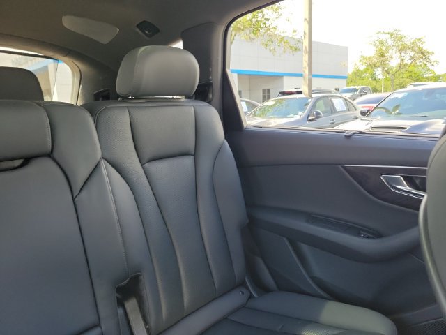 Used 2021 Audi Q7 2.0T Premium Plus AWD/4WD image 15