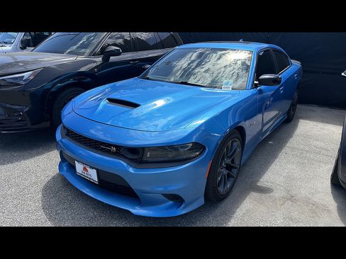 Used 2023 Dodge Charger Scat Pack RWD image 2
