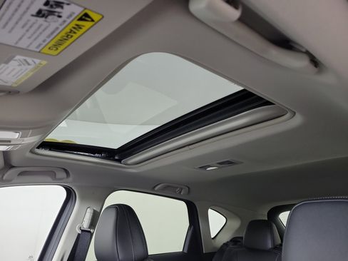 New 2025 MAZDA CX-5 AWD 2.5 S w/ Preferred Package image 22