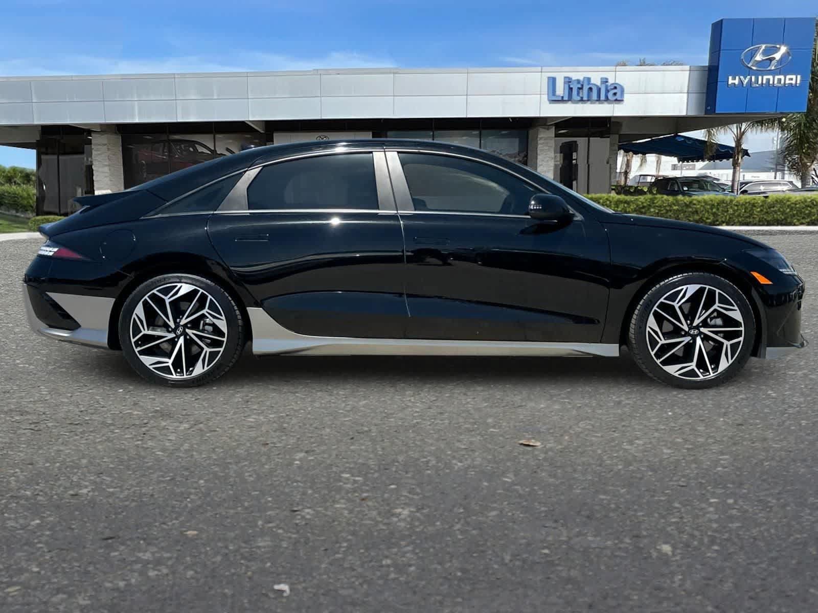 Used 2024 Hyundai Ioniq 6 SEL RWD image 9