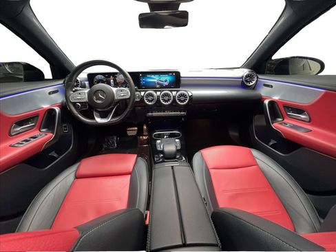Used 2022 Mercedes-Benz A 220 image 34
