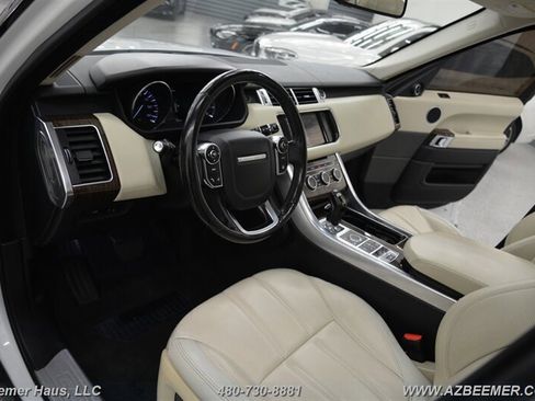 Used 2014 Land Rover Range Rover Sport HSE image 12