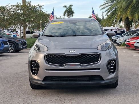 Used 2017 Kia Sportage EX FWD image 2