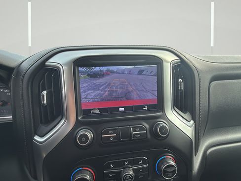 Used 2020 Chevrolet Silverado 1500 LT Trail Boss AWD/4WD image 22