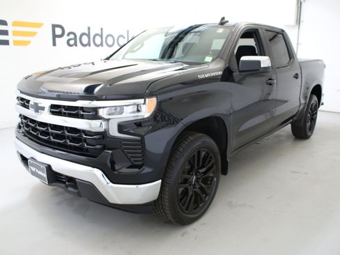 Used 2022 Chevrolet Silverado 1500 LT image 3