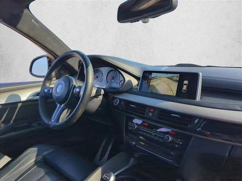 Used 2016 BMW X6 M image 21