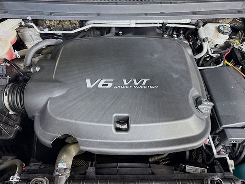 Used 2020 GMC Canyon SLE w/ SLE Convenience Package image 39