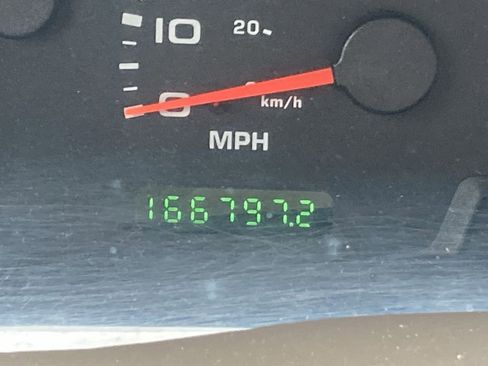 Used 2004 Ford F350 Lariat image 19