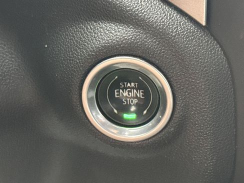 Used 2021 Chevrolet Silverado 1500 RST AWD/4WD image 19