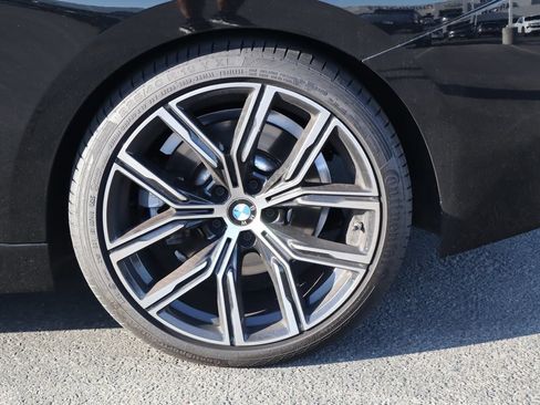 Used 2022 BMW 230i Coupe w/ Convenience Package RWD image 13