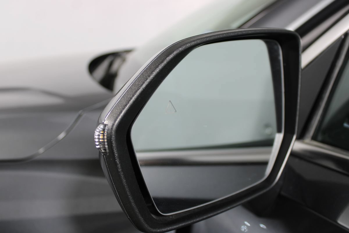 Used 2025 Hyundai Palisade SEL FWD image 8