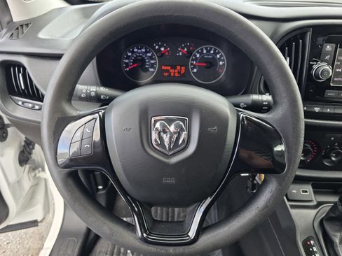 Used 2021 RAM ProMaster City Tradesman image 4