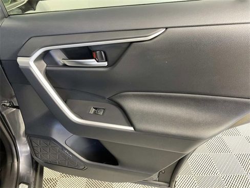 Used 2024 Toyota RAV4 XLE w/ Convenience Package image 24