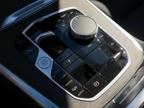 New 2026 BMW X7 xDrive40i w/ M Sport Package image 12