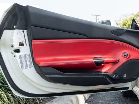 Used 2019 Ferrari 488 Spider image 26