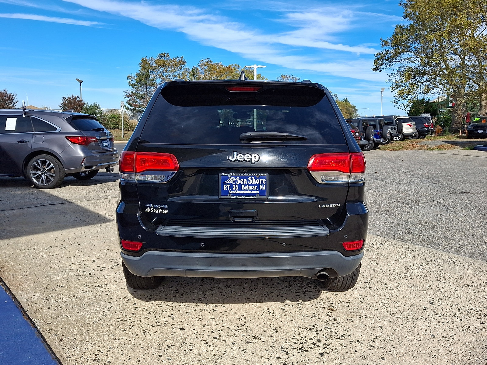 Used 2017 Jeep Grand Cherokee Laredo w/ Quick Order Package 23E AWD/4WD image 5